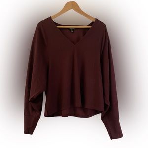 Banana Republic Women's Burgundy V-neck Textured Blouse Size:L
